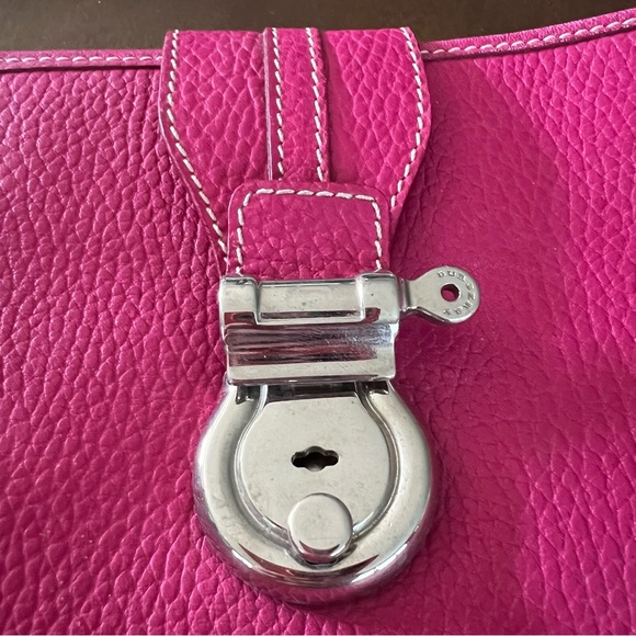 Women’s Burberry Pink Leather Shoulder Baguette Bag Plaid Liner Silver Hardware - Picture 4 of 15